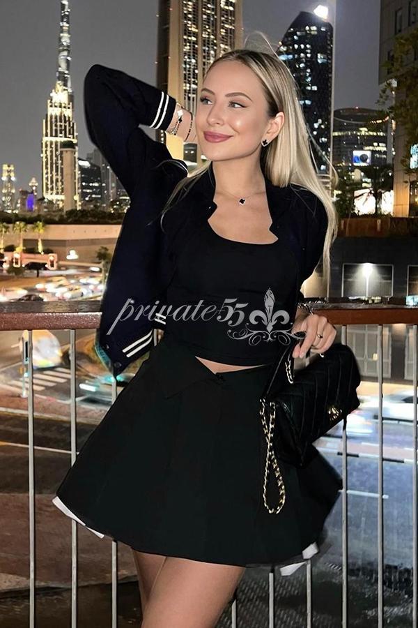Public photo 28 of Elizabeth Liz