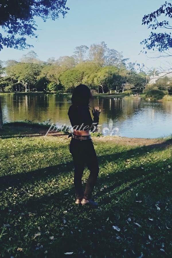 Public photo 3 of Izzy Liz