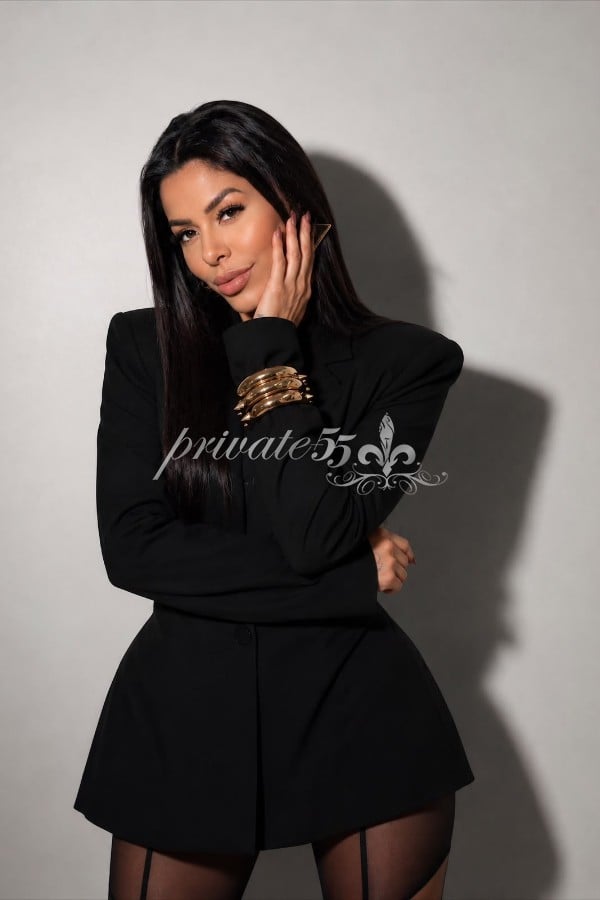 Larissa Villar, acompanhante, foto 8