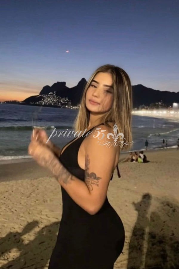 Foto pública 9 de Iasmin Carrera