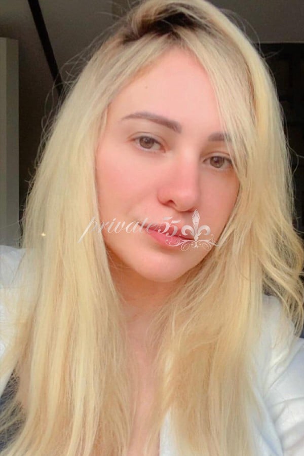 Talita Zhar, garota de programa, foto 2