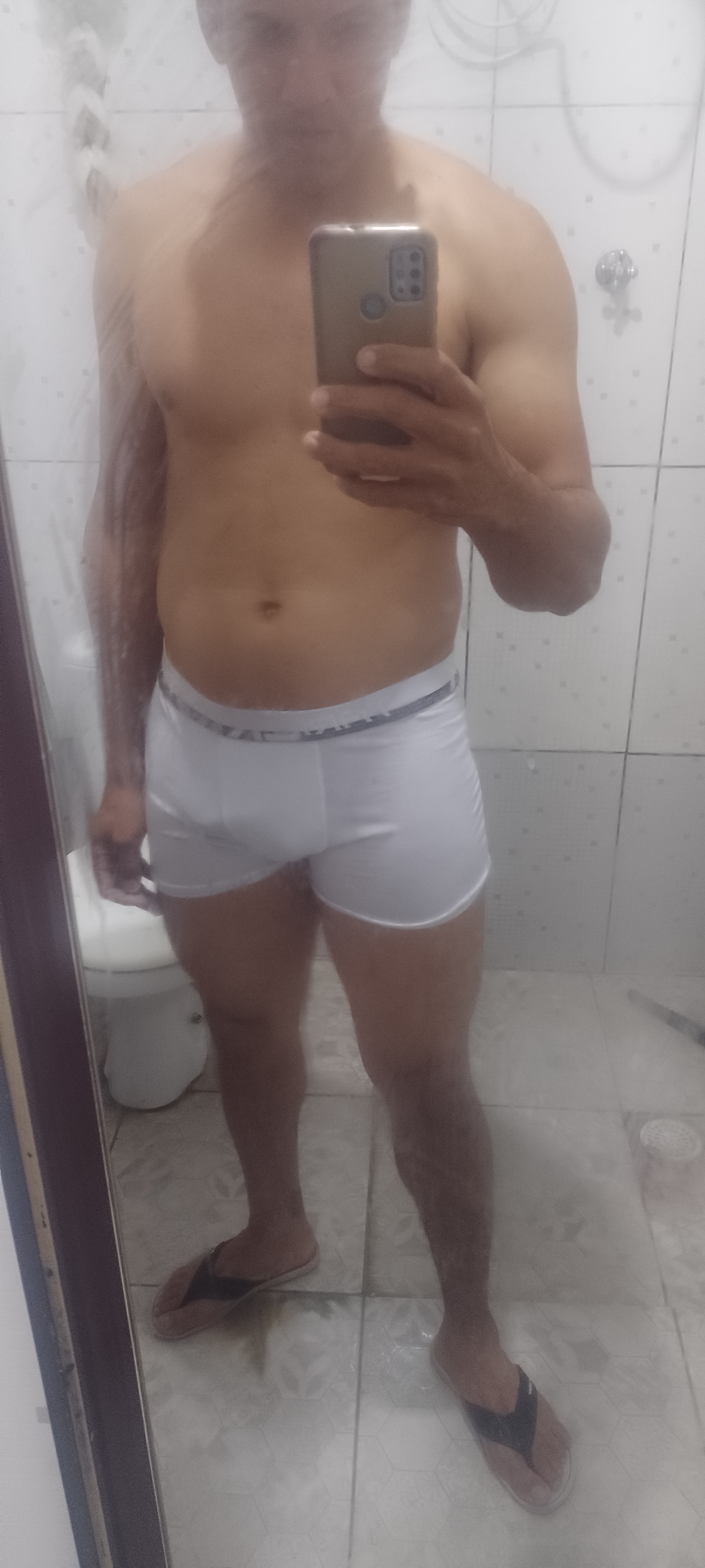 Moreno Baiano, garota de programa, foto 2