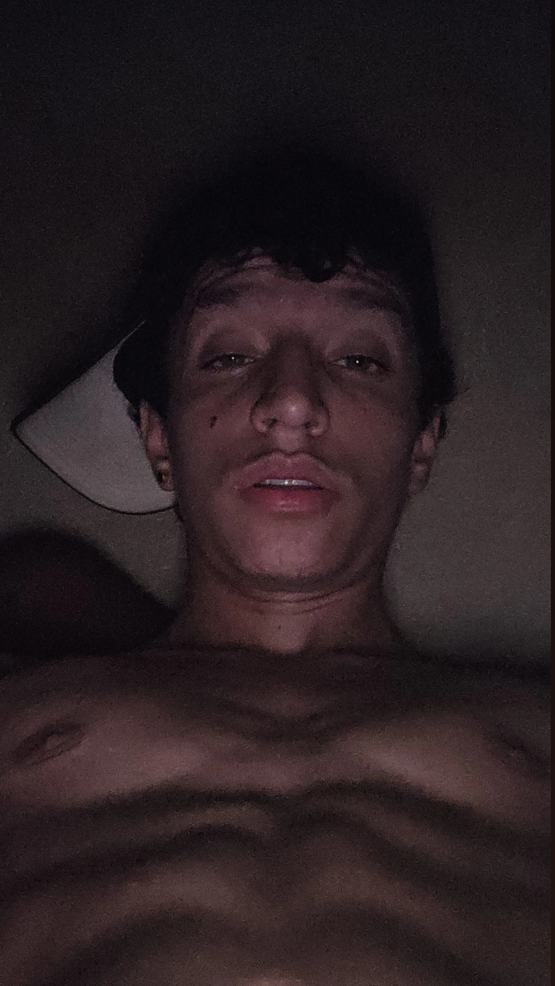 Benjamin Tennyson, acompanhante verificada, foto 3