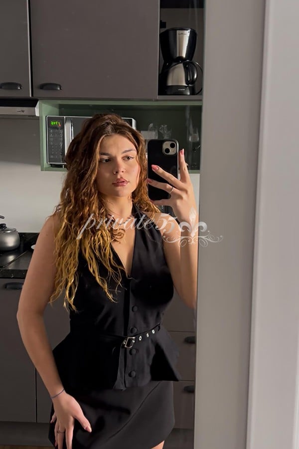 Maíra Evellyn, acompanhante verificada, foto 11