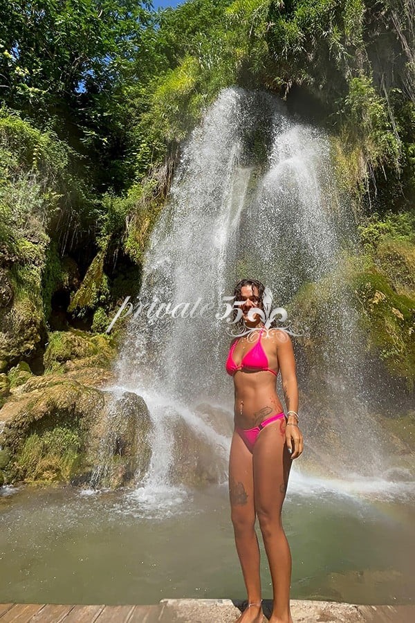 Vivi Bernardi, garota de programa, foto 2