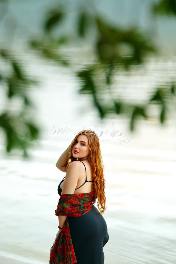 Ísis Ferraci, garota de programa, foto 14