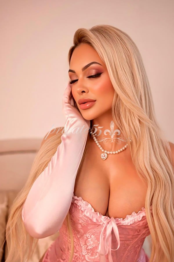 Livía Belle, garota de programa, foto 14