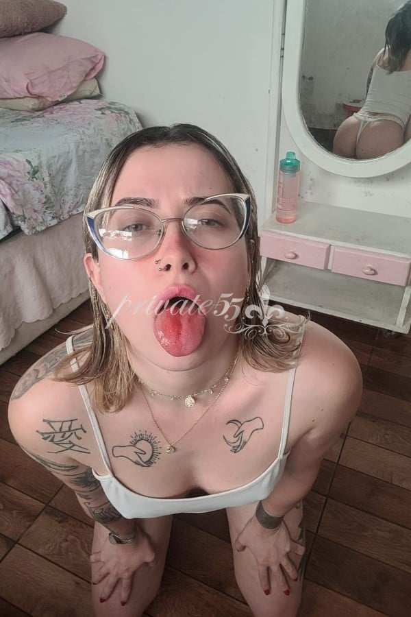 Ártemis Samazu, garota de programa, foto 6