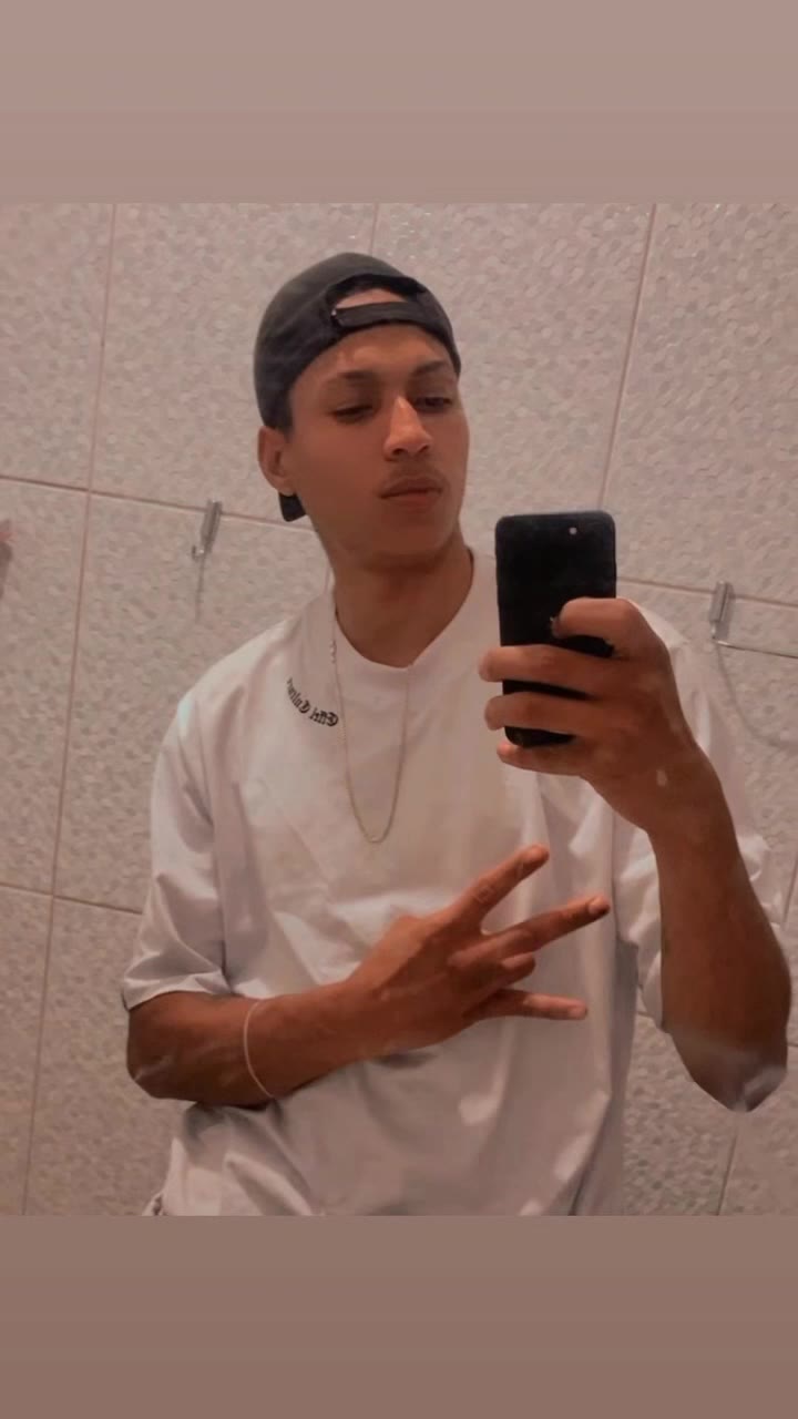 Vídeo de João