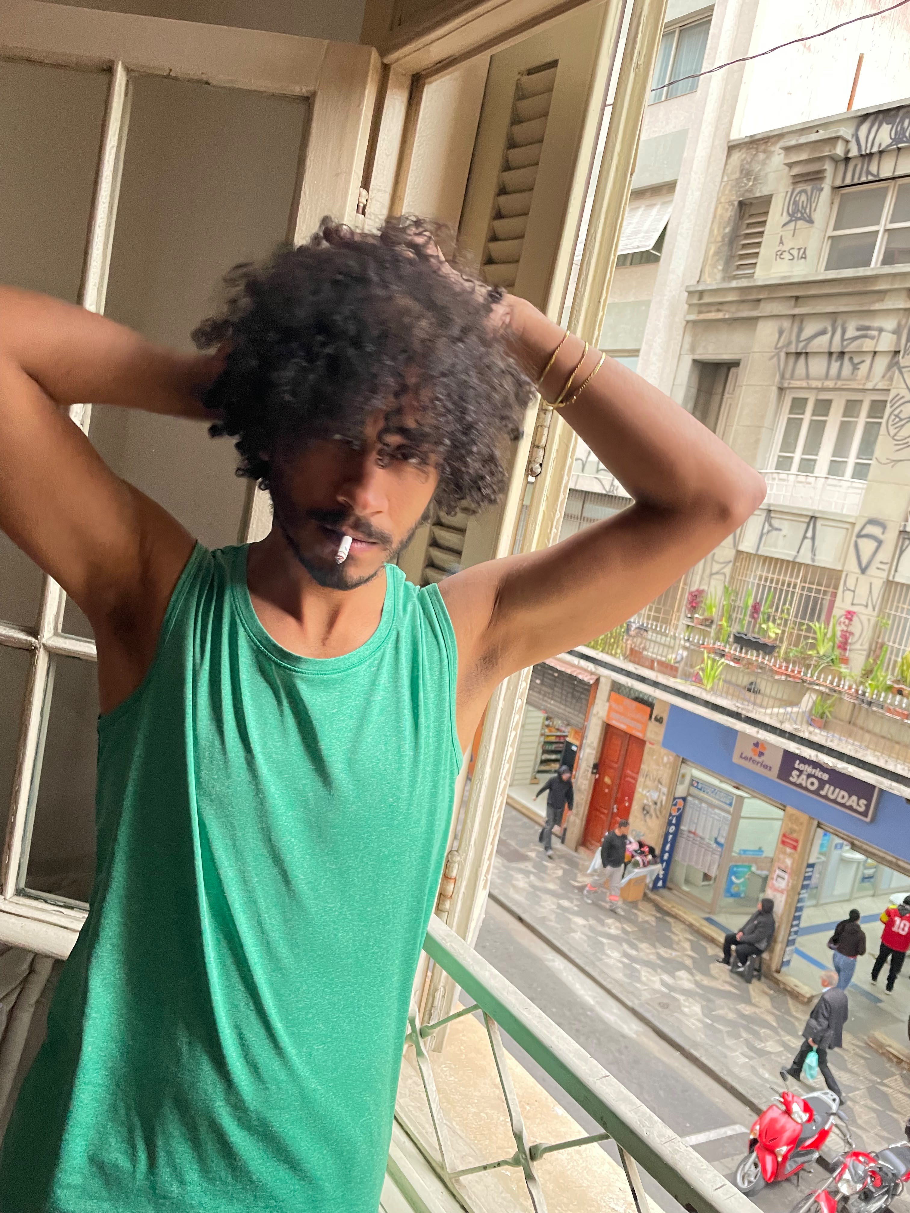Mosta, garota de programa, foto 2