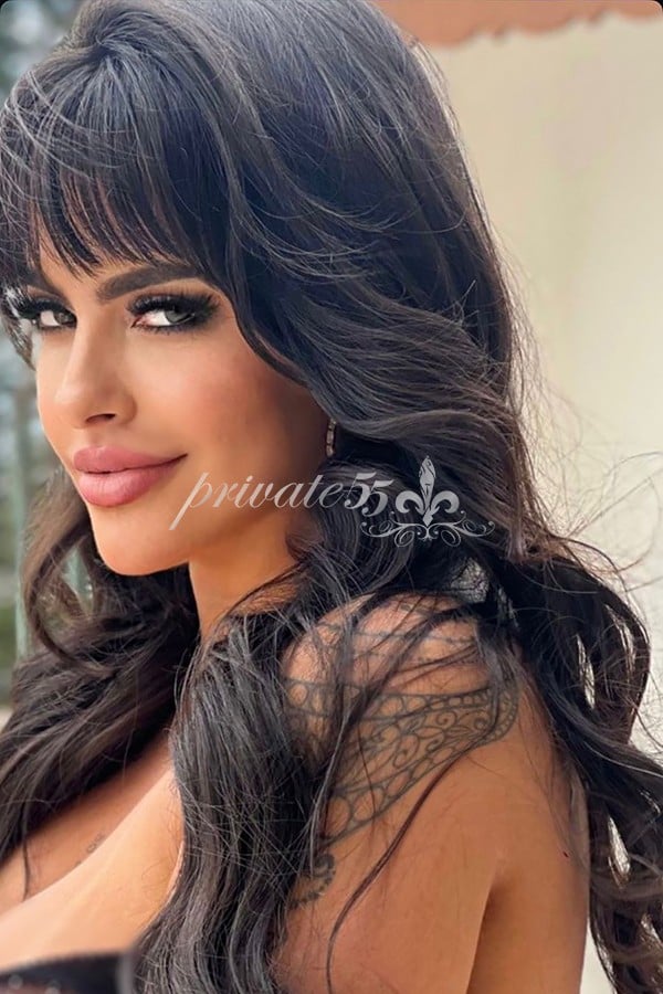 Gab Barcellos, garota de programa, foto 6