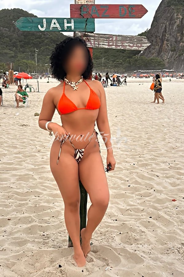Luna G, garota de programa, foto 2