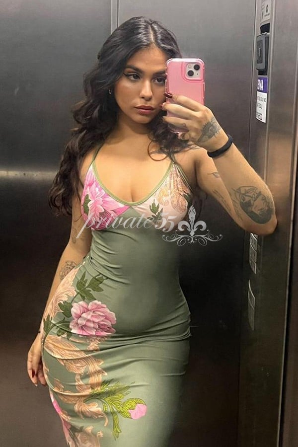 Mia Latina, acompanhante, foto 12