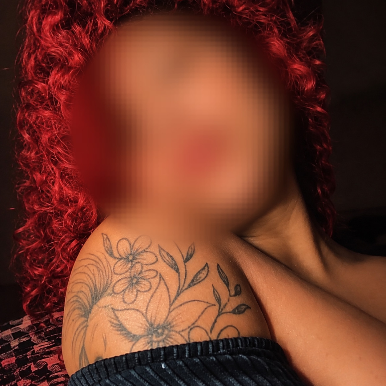 Mel, garota de programa, foto 6