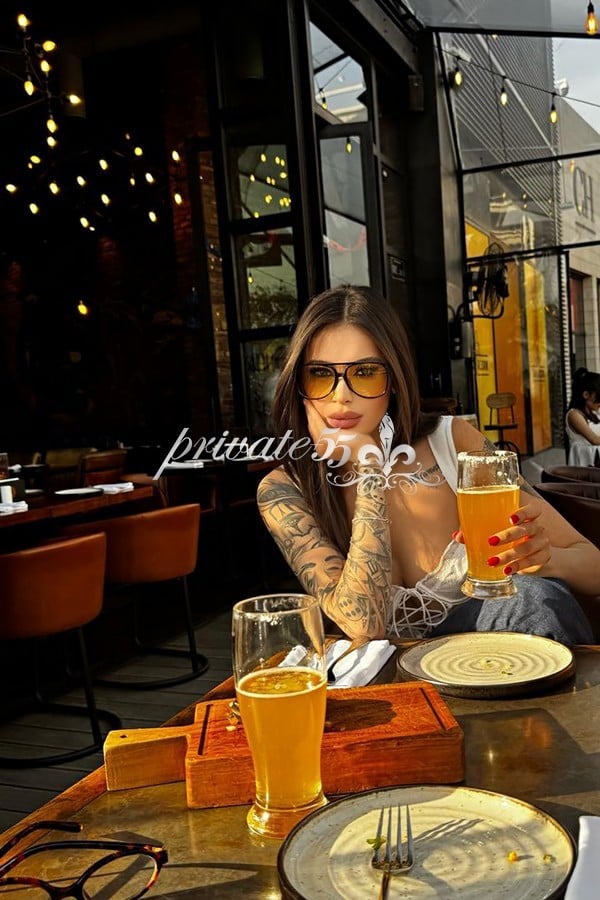 Alice Ferr, acompanhante, foto 12