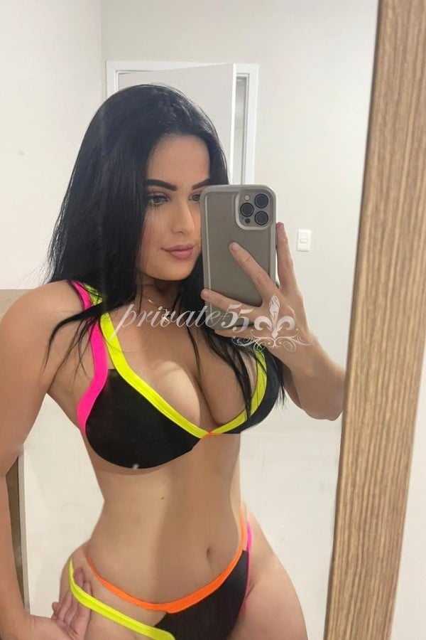 Bruna Martine, garota de programa, foto 2