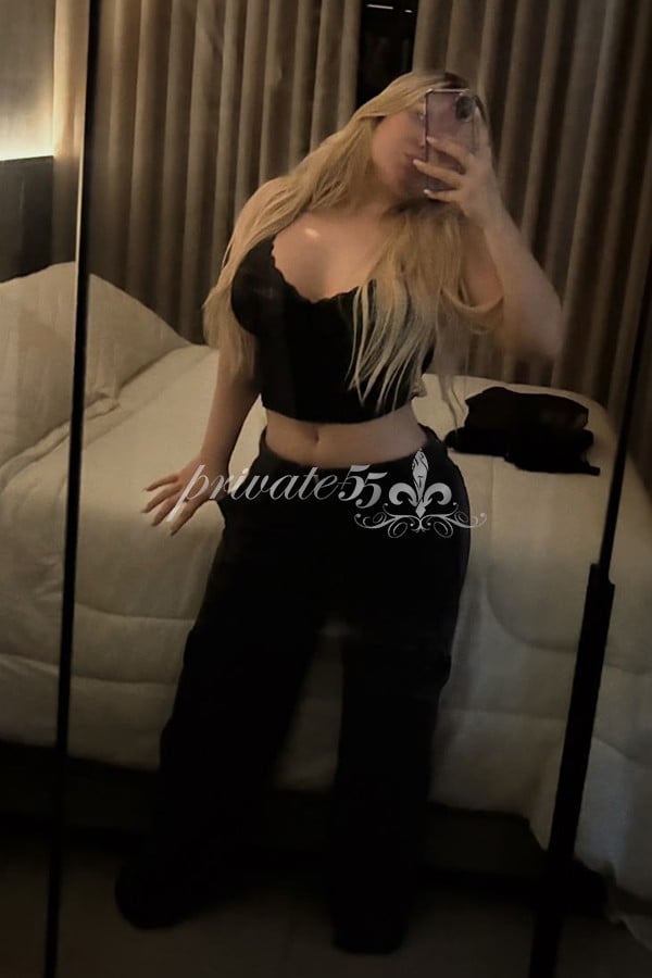 Jade Romanov, garota de programa, foto 6
