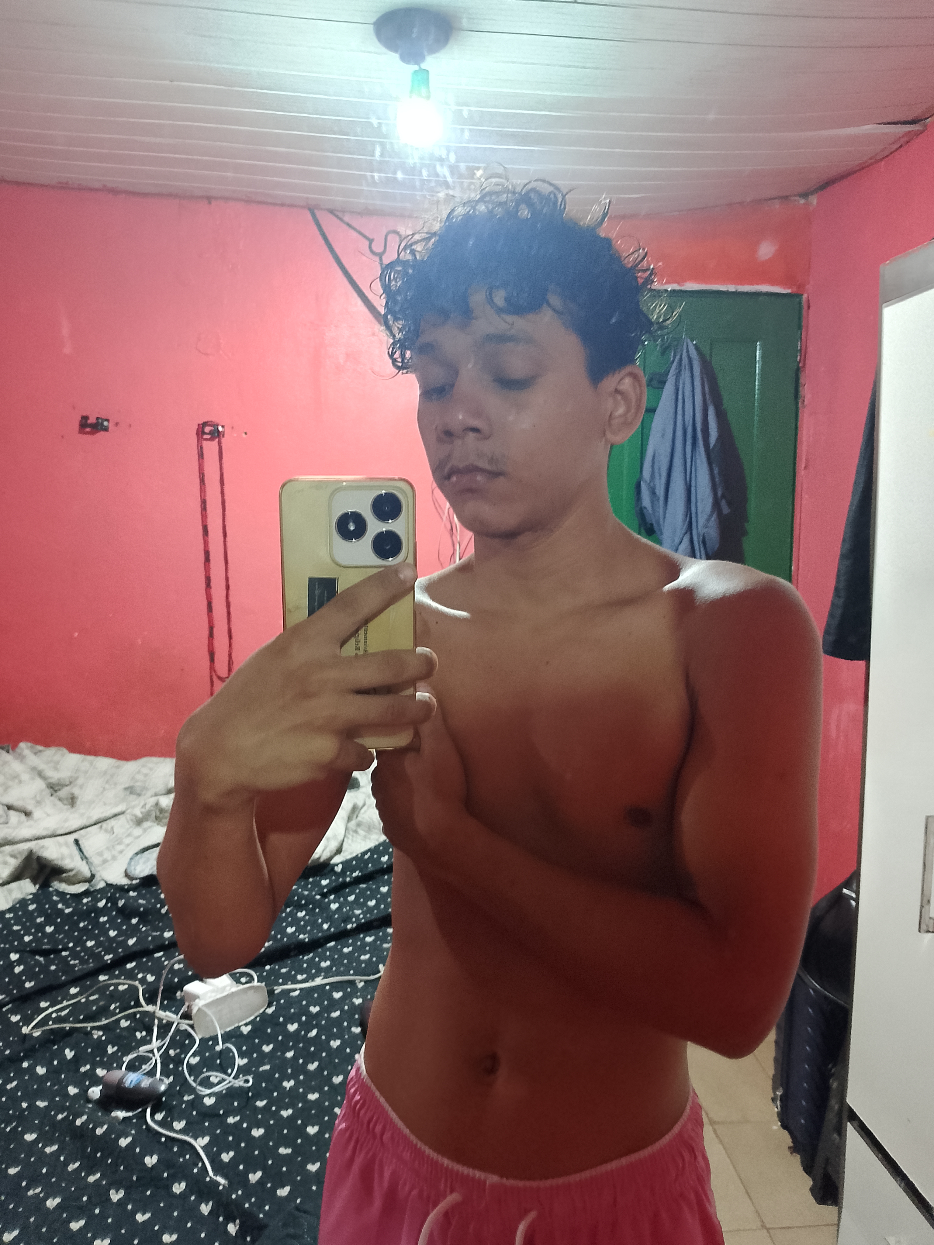 Davizinho, garota de programa, foto 2
