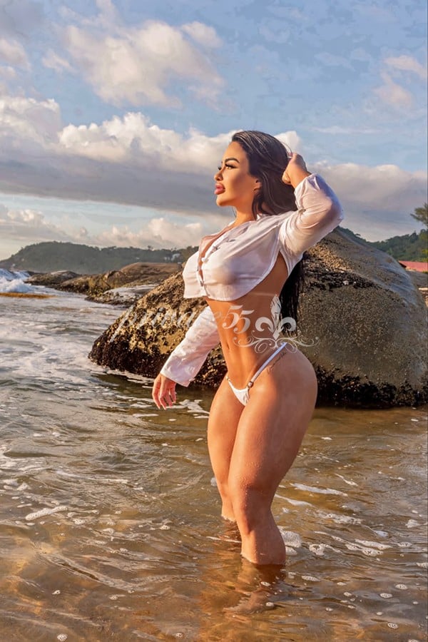 Kimi Loren, garota de programa, foto 10