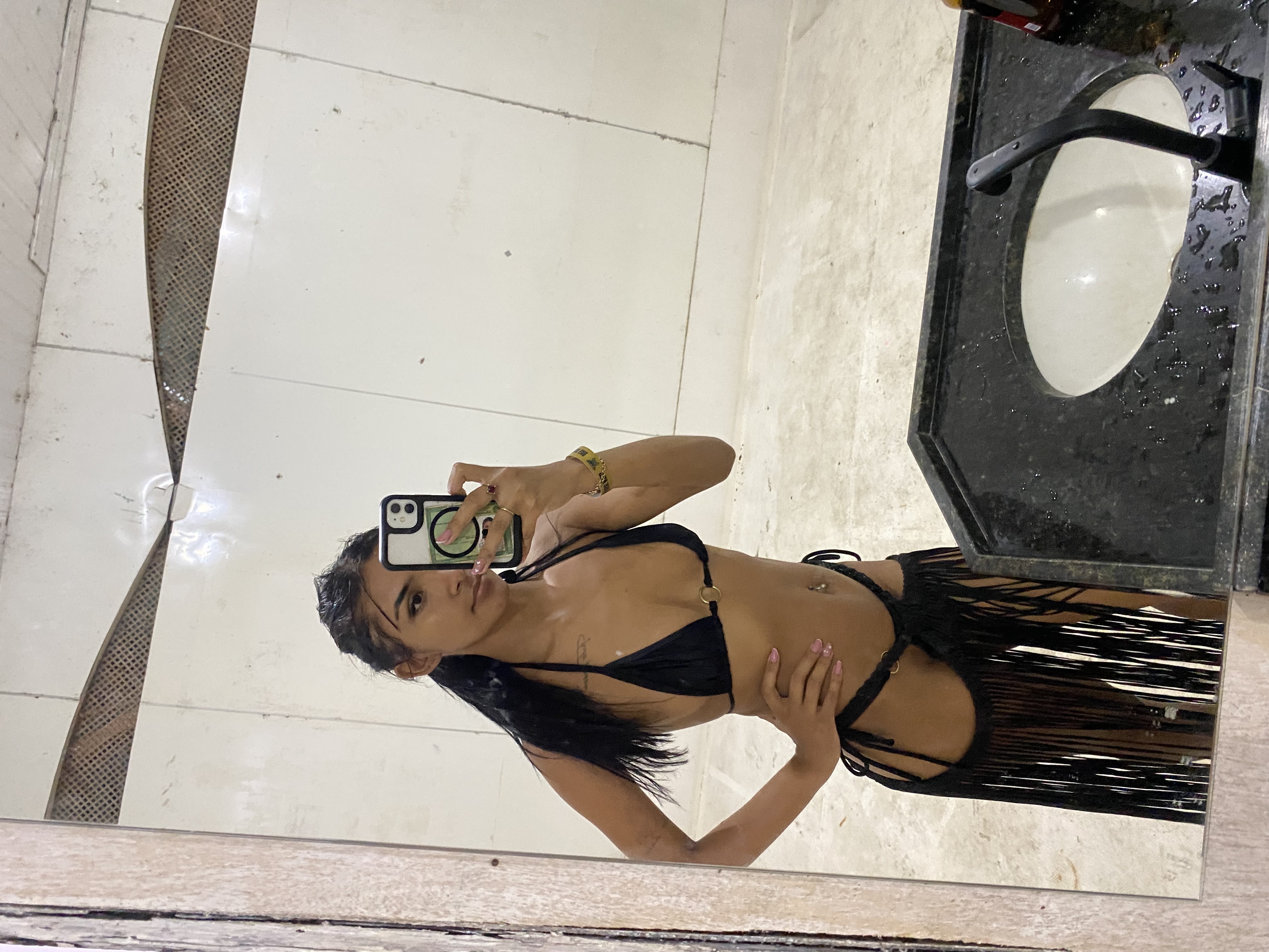 Atyla, garota de programa, foto 2
